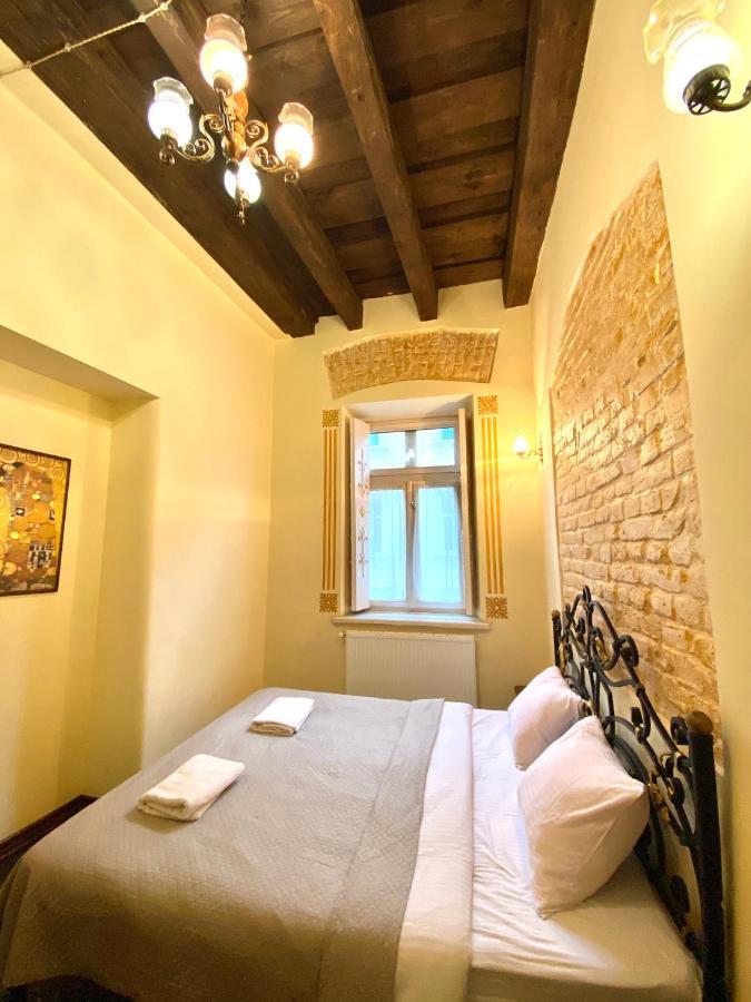 Квартира Подобово На Вулиці Валова 21А Lviv Exteriör bild