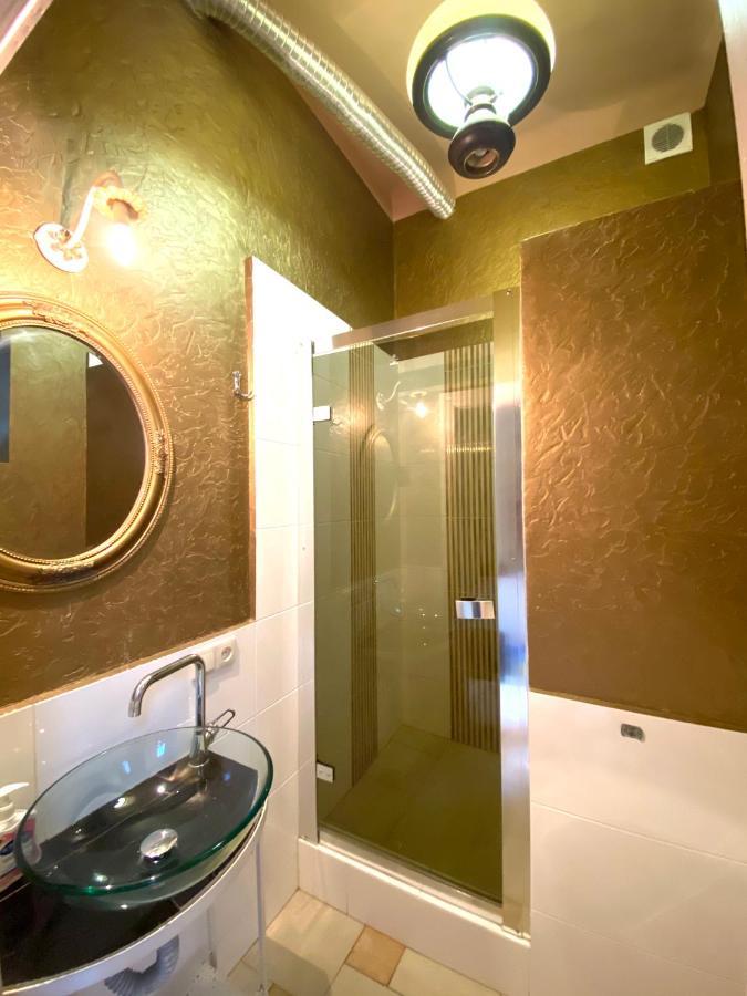 Квартира Подобово На Вулиці Валова 21А Lviv Exteriör bild
